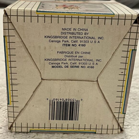 Vintage 10oz Christmas Stoneware Mug with Original Box Santa and Reindeer NOS - Picture 9 of 9